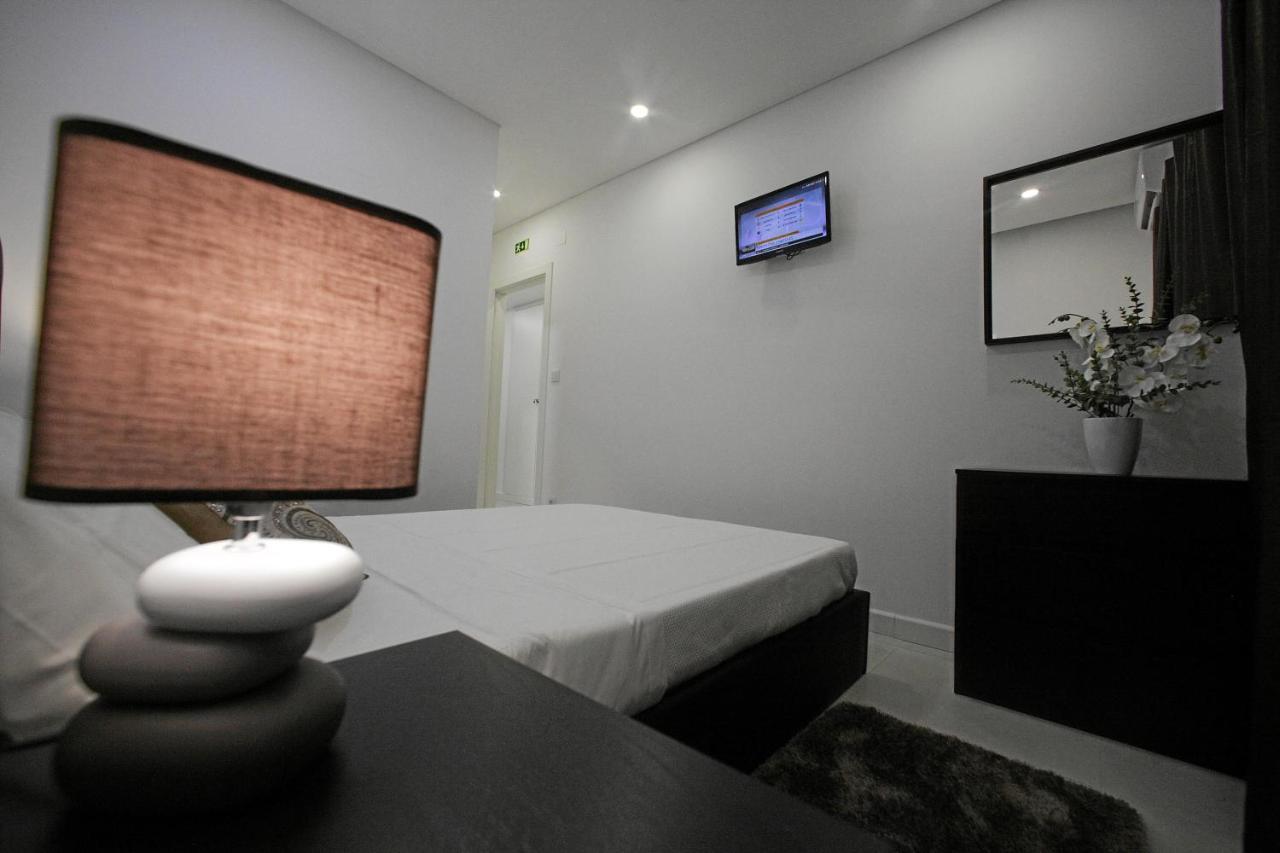 Sweet Moment Hotel Barreiro  Bagian luar foto
