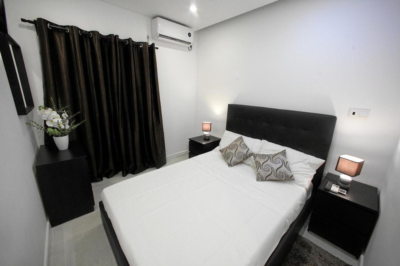 Sweet Moment Hotel Barreiro  Bagian luar foto